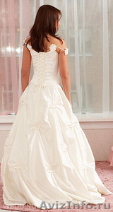 Продам (сдам в прокат, на реализацию) свадебное платье  - Изображение #1, Объявление #55758