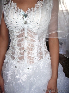 Свадебное платье с прозрачным корсетом - Изображение #1, Объявление #336119
