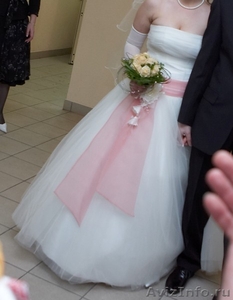 Продам нежнейшее свадебное платье - Изображение #1, Объявление #388743