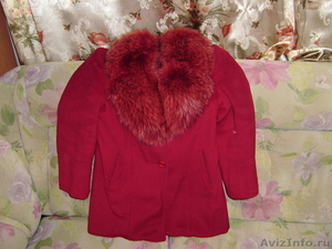 Продам пальто женское 46-48 красное б/у  - Изображение #1, Объявление #620448